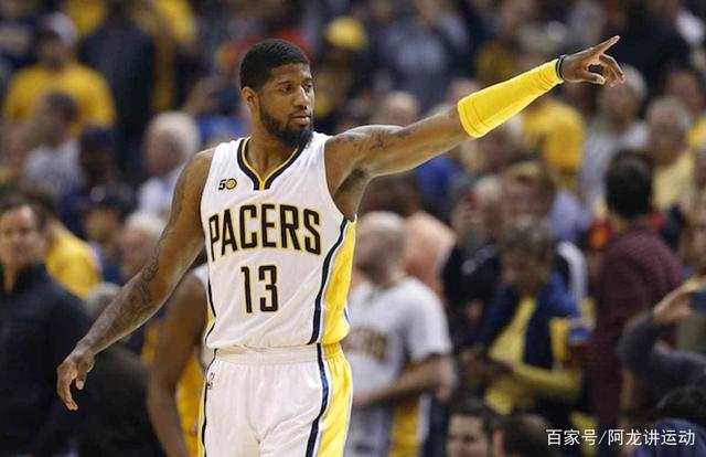 图赫尔：会找阿诺德聊聊，不过夸安萨目前竞争右后卫稍微领先（图赫尔：将与阿诺德沟通，右后卫之争夸安萨暂占上风）