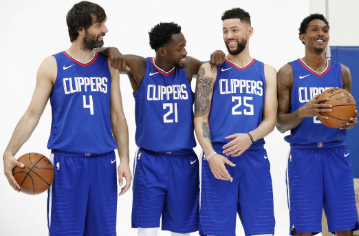 法尔克：于帕优先考虑与拜仁续约，也会考虑巴黎和皇马（法尔克：于帕倾向与拜仁续约，巴黎与皇马仍在候选名单）