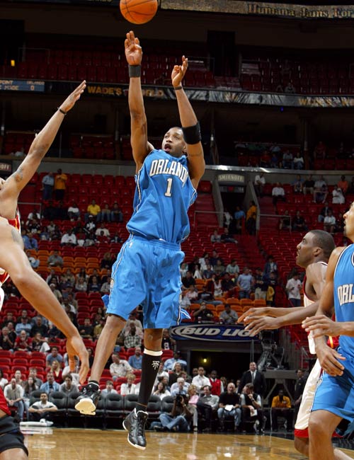 38岁依然敢撕，是什么比赛让德约如此率性而为？（38岁仍敢开撕，哪场对决让德约如此肆意？）