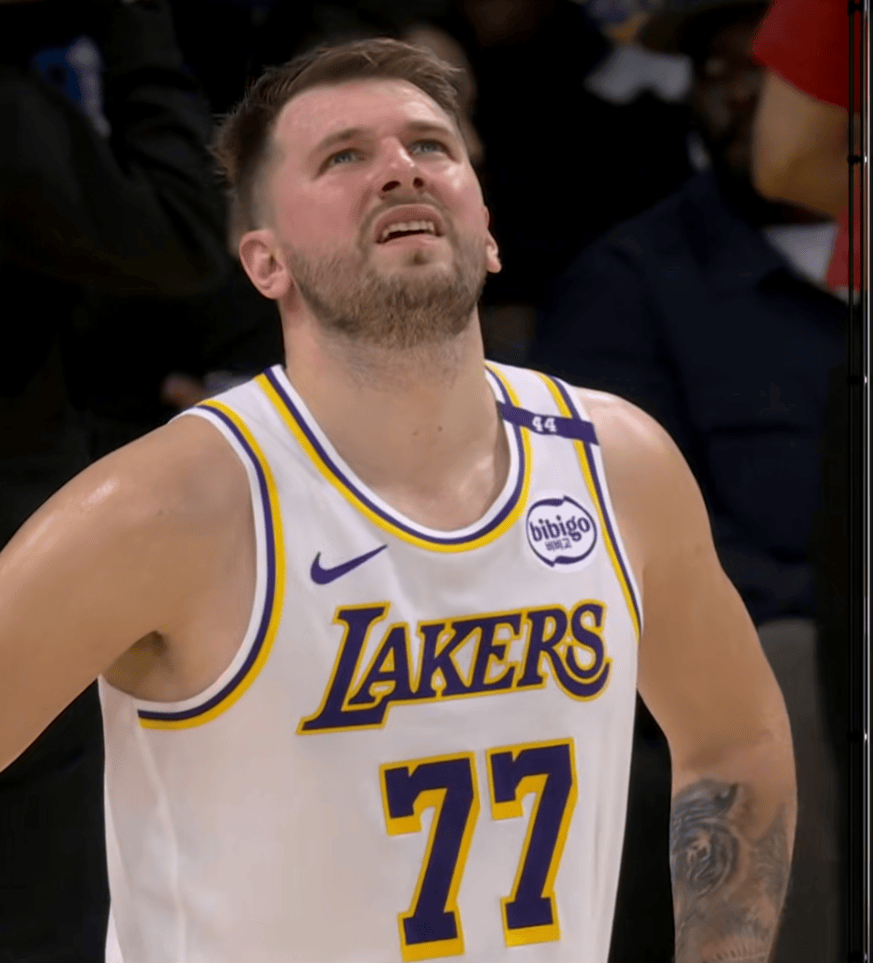 德科告丰特诽谤自己被驳回，调解无果后德科选择继续上诉（德科指控丰特诽谤遭驳回，调解无果后继续上诉）